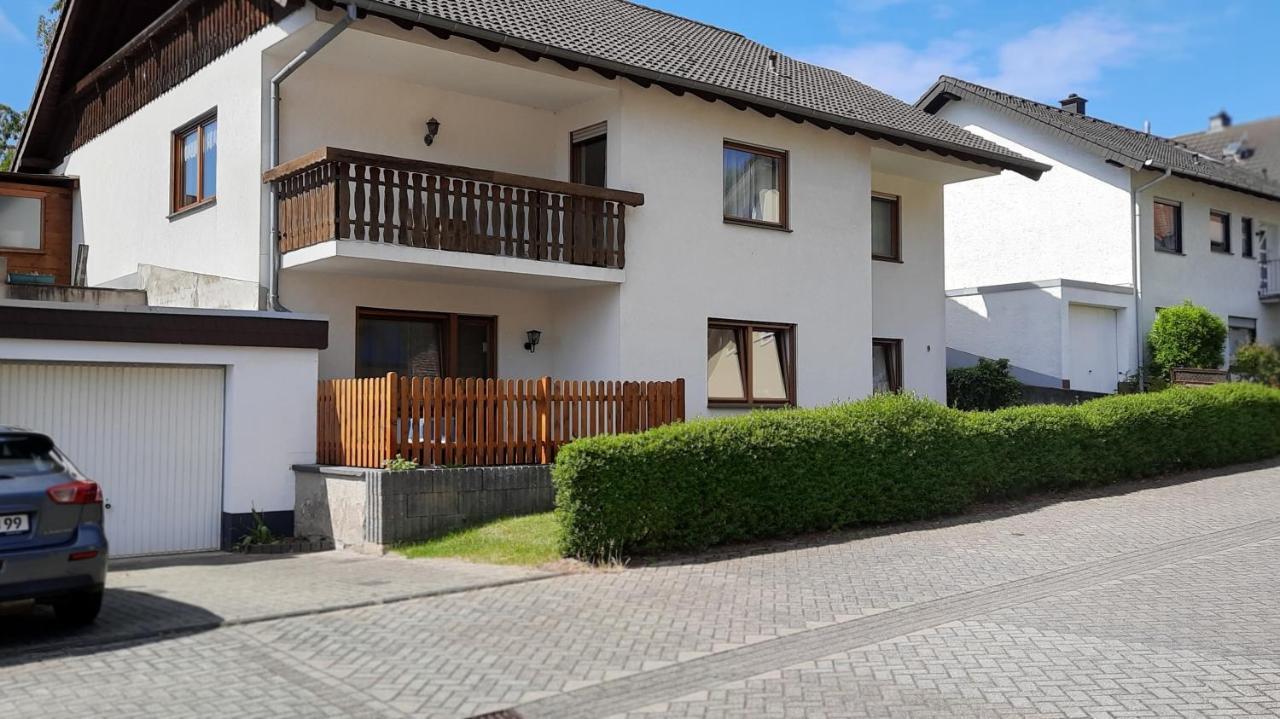 Ferienwohnung Bausenbergblick Niederzissen エクステリア 写真